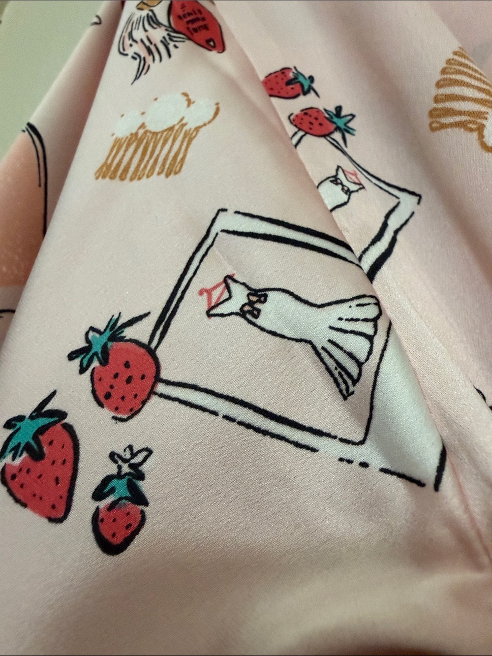 Kate Spade Silky Polyester Charmuse Pink Printed Wrap Robe. Luxe Luxury Size M - Picture 11 of 15